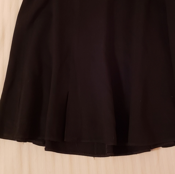 Quality Black short skirt 12 - Picture 3 of 12